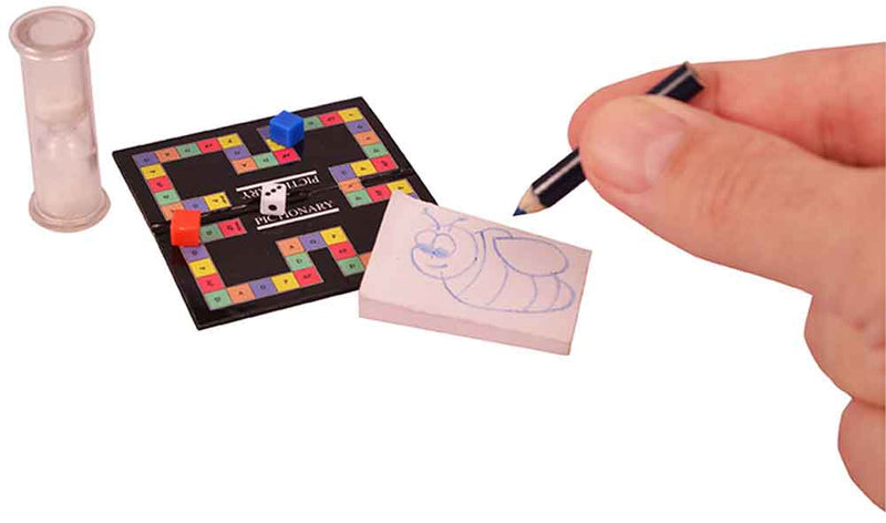 Tele Drawing - Telephone pictionary game played with families and